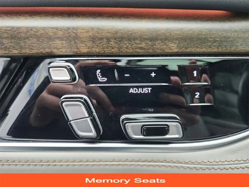 Used 2022 Jeep Grand Wagoneer Series II w/ Convenience Group III image 36