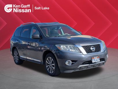 Used 2014 Nissan Pathfinder SL