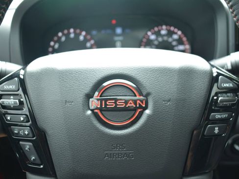 Used 2025 Nissan Frontier PRO-4X w/ Pro Premium Package AWD/4WD image 12