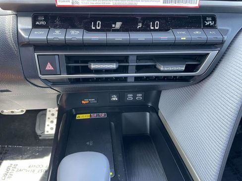 New 2026 Toyota Camry SE FWD image 40
