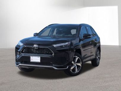 New 2025 Toyota RAV4 SE