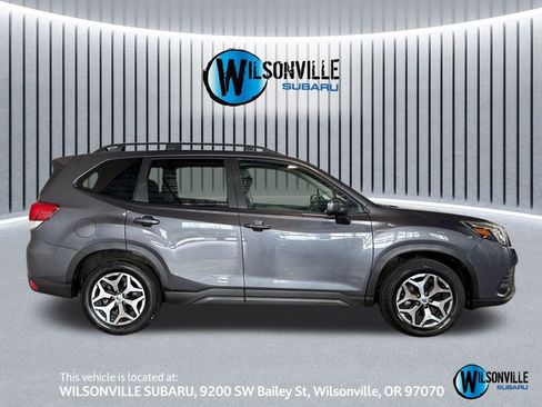 Certified 2022 Subaru Forester Premium image 15