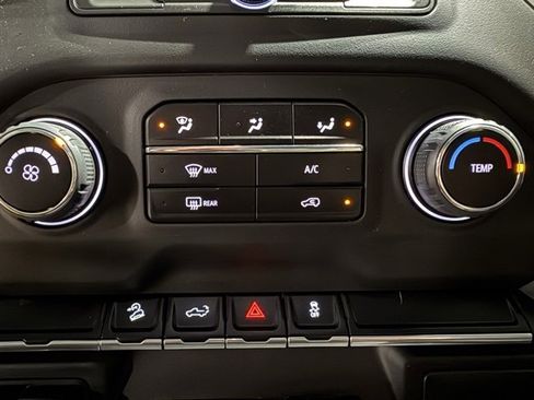 Used 2021 Chevrolet Silverado 1500 Custom Trail Boss w/ Midnight Edition image 19