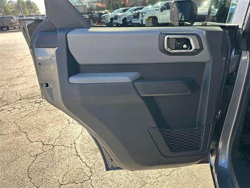 Used 2022 Ford Bronco Big Bend image 22