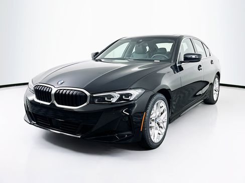 Used 2025 BMW 330i Sedan RWD image 3