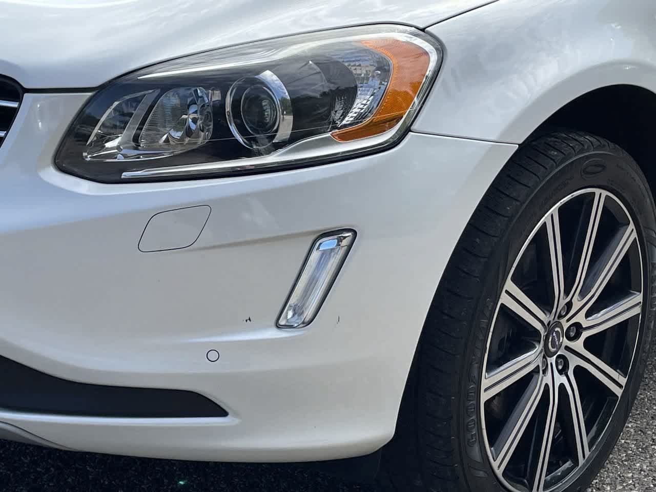 Used 2017 Volvo XC60 T6 Inscription w/ Climate Package AWD/4WD image 38