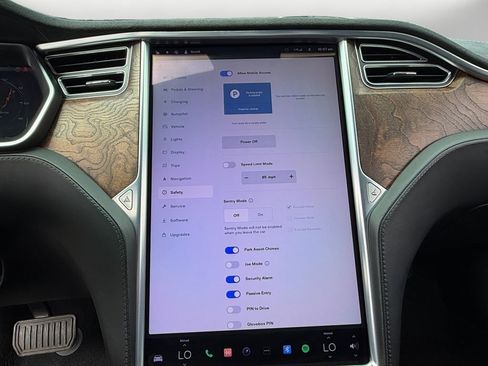 Used 2017 Tesla Model S 75 image 24
