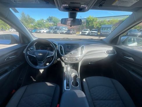 Used 2018 Chevrolet Equinox LT AWD/4WD image 19