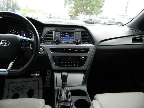 Used 2015 Hyundai Sonata Sport 2.0T FWD image 16