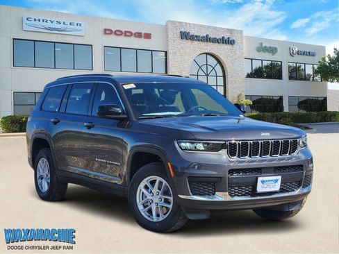 New 2026 Jeep Grand Cherokee L Laredo image 1