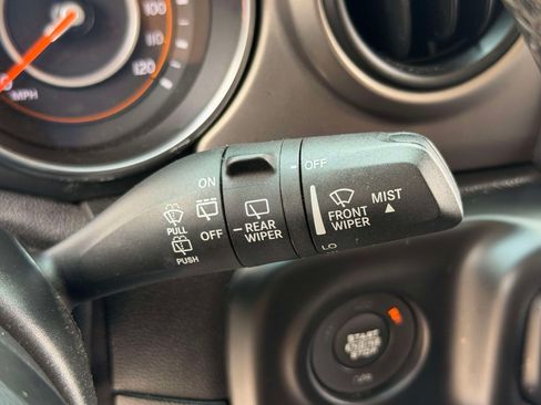 Used 2020 Jeep Wrangler Unlimited Sport S AWD/4WD image 15