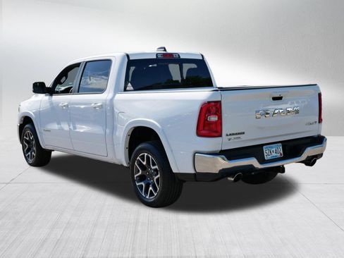 Used 2025 RAM 1500 Laramie AWD/4WD image 5