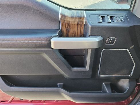 Used 2019 Ford F150 Lariat w/ Equipment Group 502A Luxury image 27