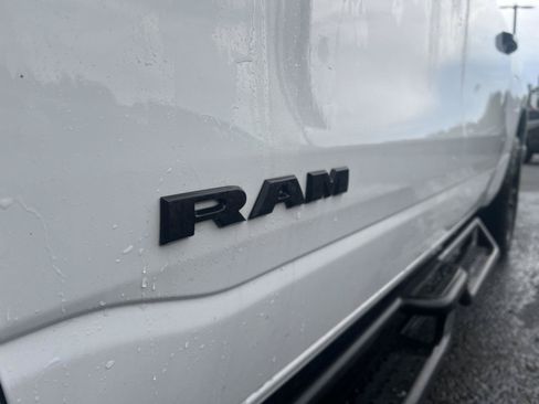 Used 2023 RAM 1500 Big Horn AWD/4WD image 9