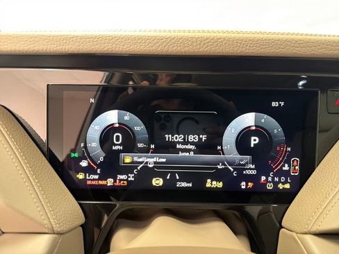New 2026 GMC Yukon Denali w/ Sun & Power Step Package AWD/4WD image 15