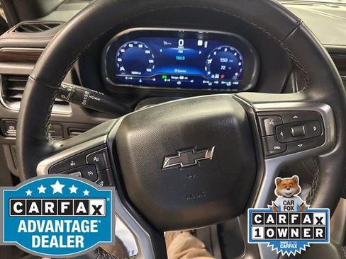 Used 2023 Chevrolet Suburban Z71 w/ Luxury Package image 12