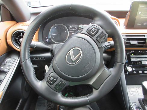 Used 2023 Lexus IS 300 AWD w/ Premium Package image 34