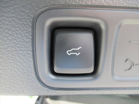Used 2024 Lincoln Navigator L Reserve AWD/4WD image 42