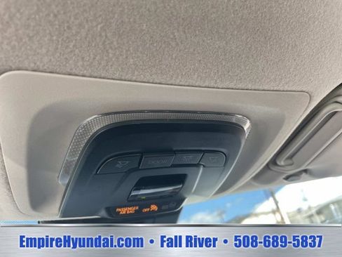 Used 2025 Toyota Corolla LE FWD image 23