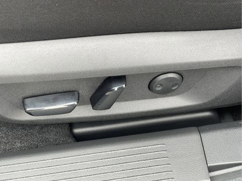 Used 2023 Nissan Rogue SV AWD/4WD image 22