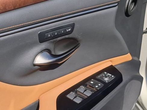 Used 2023 Lexus ES 300h w/ Premium Package FWD image 14