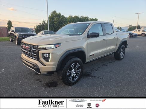Used 2023 GMC Canyon AT4 w/ AT4 Premium Package AWD/4WD image 1