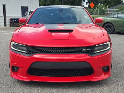 Used 2017 Dodge Charger R/T RWD image 8