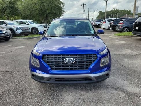 Used 2020 Hyundai Venue SE FWD image 5