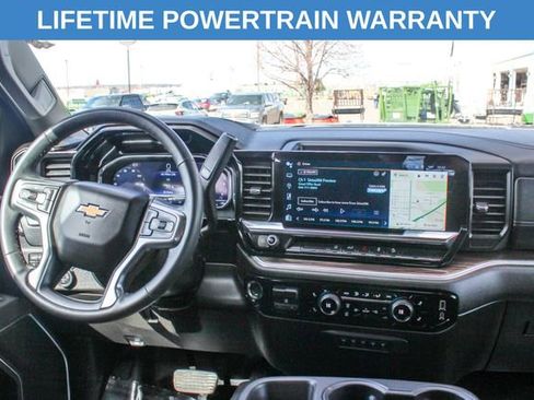 Used 2025 Chevrolet Silverado 3500 LT w/ Convenience Package image 15