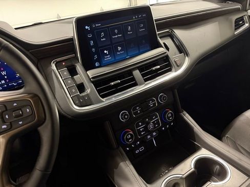 Used 2024 Chevrolet Tahoe High Country w/ Premium Package image 21