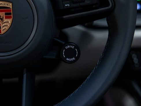 Certified 2025 Porsche 911 Carrera image 42