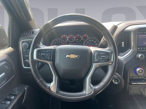 Used 2022 Chevrolet Silverado 1500 LT image 13