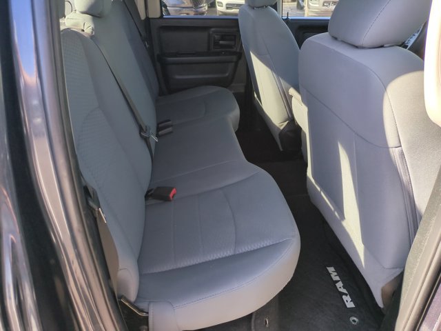 Used 2017 RAM 1500 Express AWD/4WD image 18