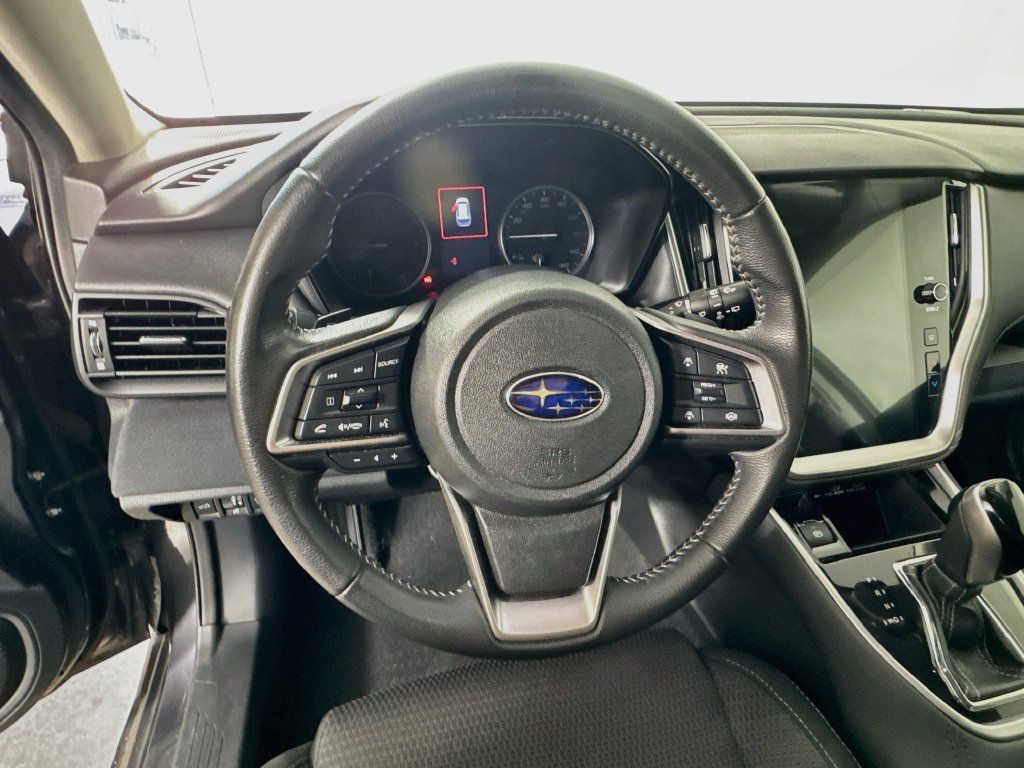 Used 2023 Subaru Outback Premium AWD/4WD image 11