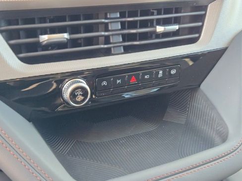 New 2026 Ford Explorer Active w/ Active Comfort Package image 28