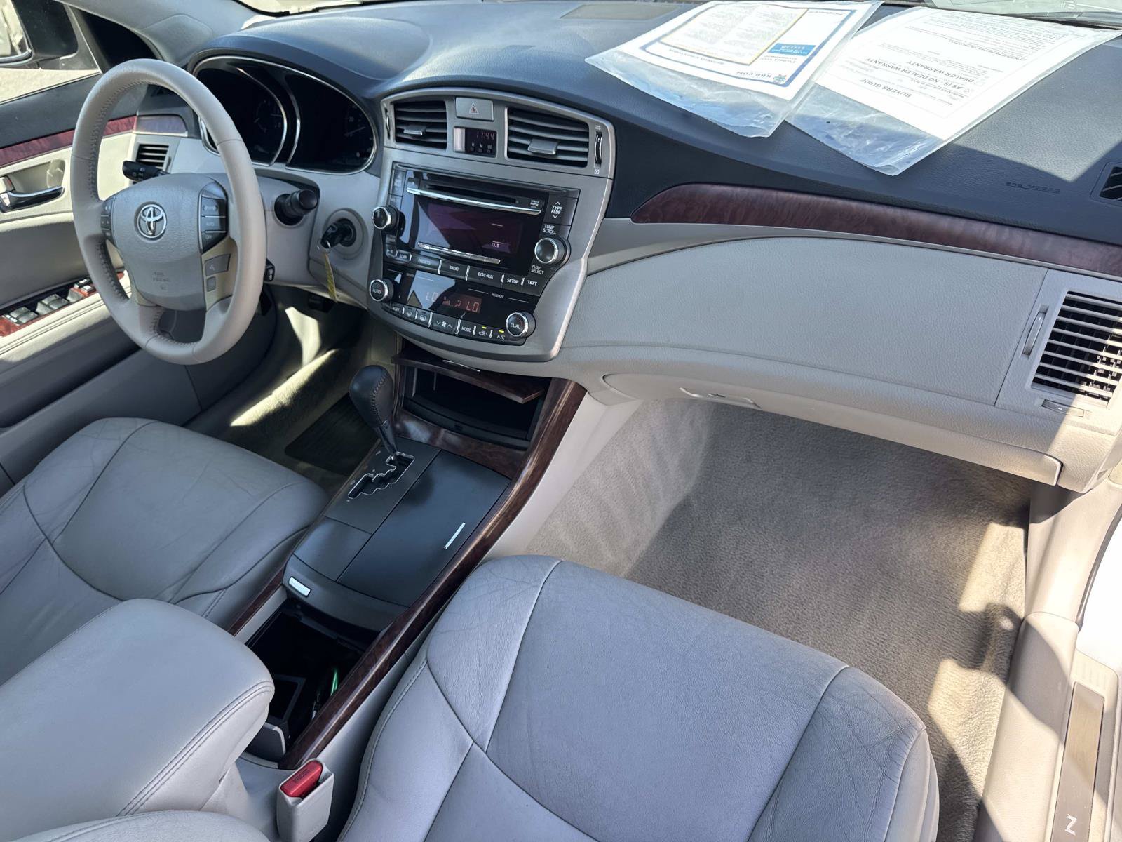 Used 2012 Toyota Avalon FWD image 32