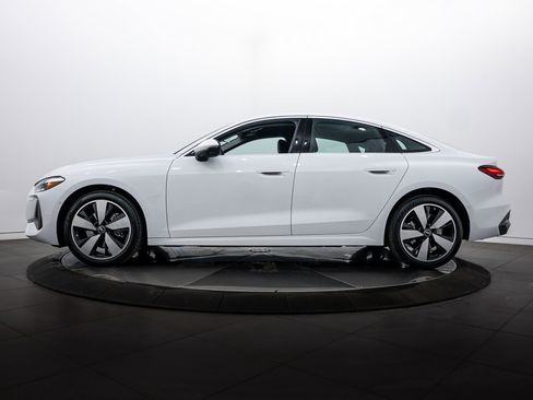 Certified 2025 Audi A5 2.0T Premium w/ Convenience Package image 6