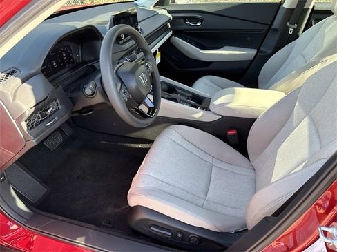 New 2025 Honda Accord SE image 10