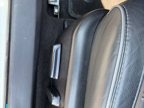 Used 2015 Toyota Corolla S Premium FWD image 19