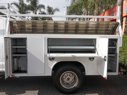 Used 2019 Ford F350 XL w/ XL Value Package image 6