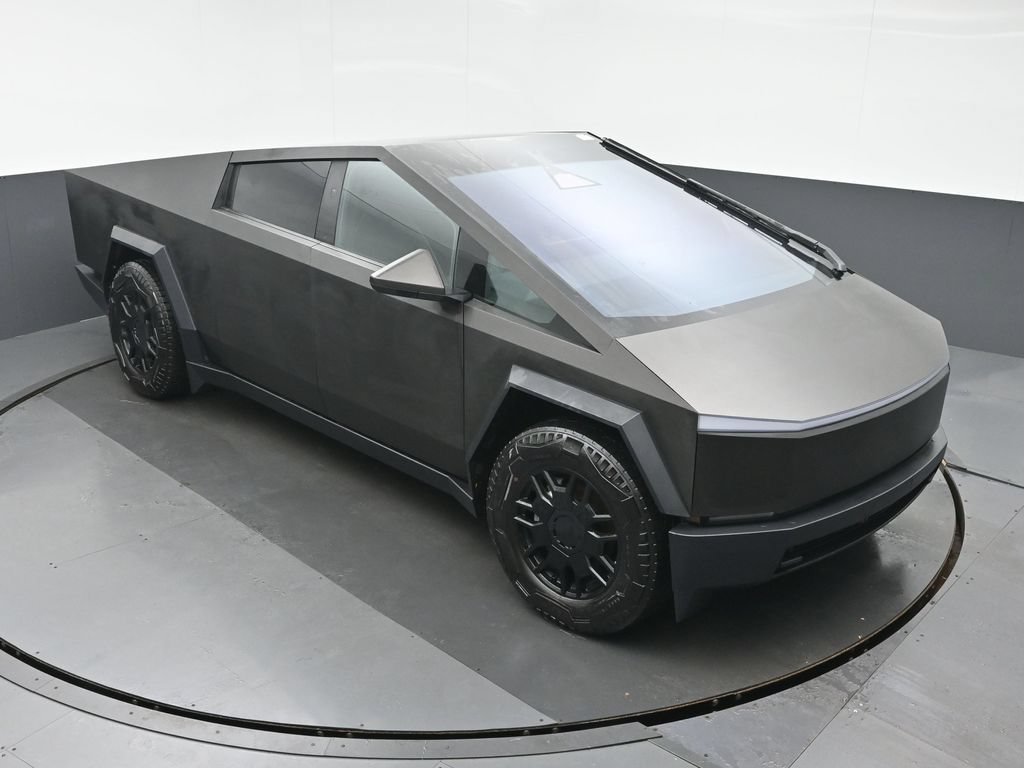 Used 2024 Tesla Cybertruck AWD Crew Cab image 13