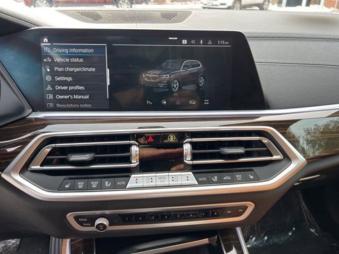 Used 2023 BMW X5 xDrive45e w/ Climate Comfort Package image 19