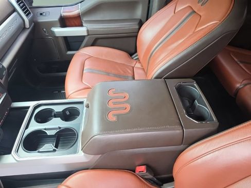 Used 2021 Ford F250 King Ranch w/ King Ranch Ultimate Package AWD/4WD image 18