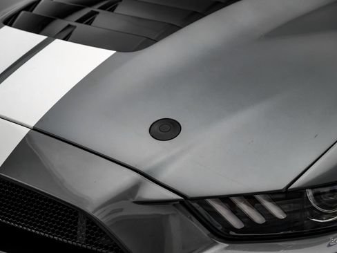 Used 2021 Ford Mustang Shelby GT500 w/ Carbon Fiber Track Pack RWD image 39