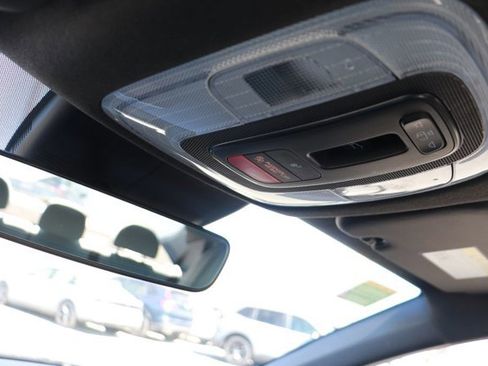 Used 2025 Hyundai Elantra Limited image 26