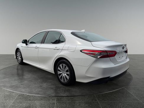 Used 2020 Toyota Camry LE FWD image 7