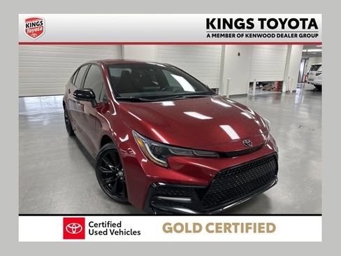 Certified 2022 Toyota Corolla SE FWD image 1