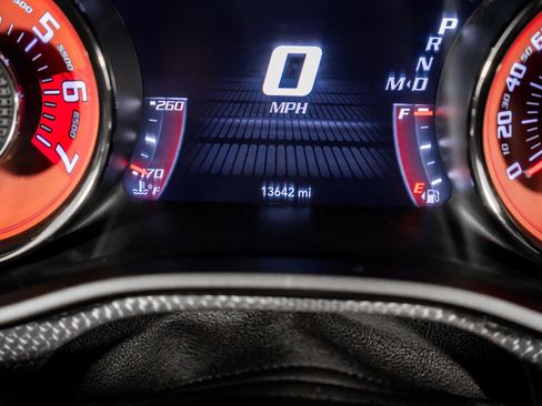 Used 2015 Dodge Challenger SRT Hellcat image 37