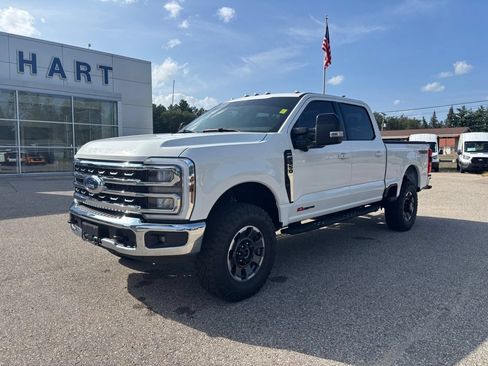 Used 2024 Ford F350 Lariat w/ Tremor Off-Road Package AWD/4WD image 7