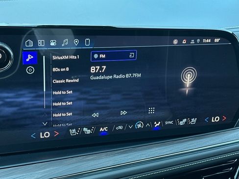 New 2026 Chevrolet Suburban Premier image 19